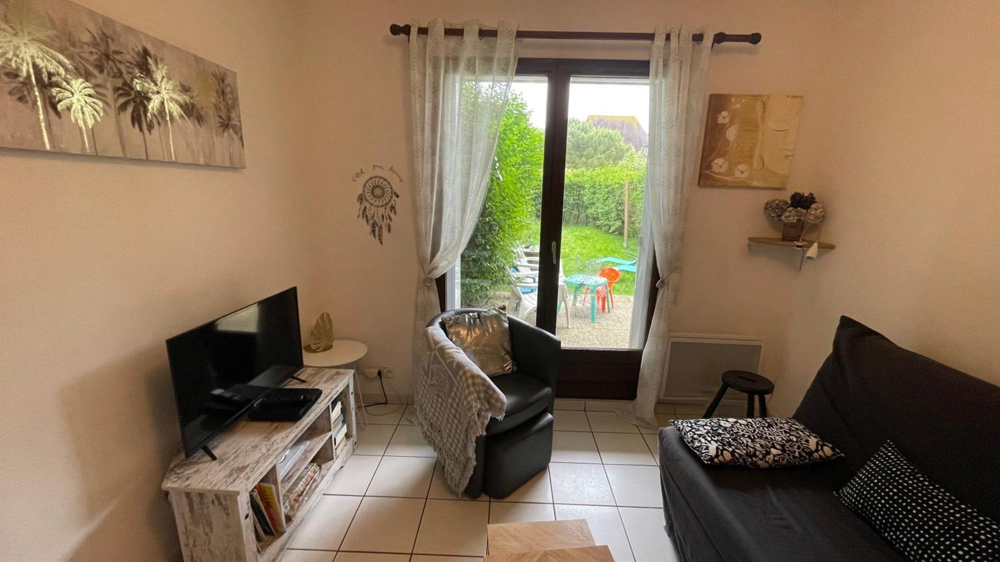 Apartment 2 Pieces Avec Jardin Fleur Marine Bord De